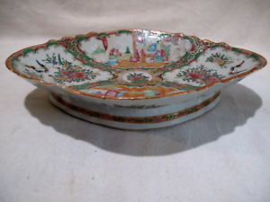 Antique 19th C Rose Medallion Oval Footed Bowl Platter 12 1 4 X 9 X 2 5 8 