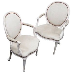 Beautiful Pair Oval Cameo Back French Painted Louis Xvi Arm Dining Chairs C1940s