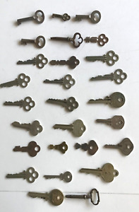Lot 4 Mix Lot Of 27 Antique Keys Watch Barrel Grandfather Cabinet Yale Keys