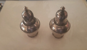Silver 2 Pieces Of Salt Pepper Weighted Sterling Silver 129 1 Grams 