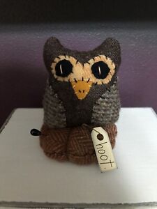Primitive Pincushion Handmade Owl 26