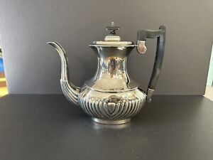 Vtg Silver Plated Cheltenham Ribbed Coffee Tea Pot Made In Sheffield 02016 K