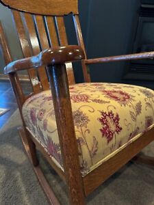 Furniture Rocker Antique Oak Padded Seat Spindle Back
