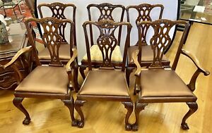 Elegant Set Of 6 Carved Mahogany Chippendale Dining Room Chairs With Ball Claw