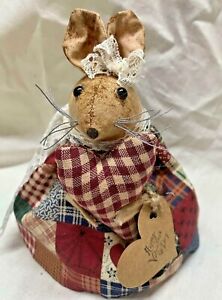 Mouse Valentine Primitive Farmhouse Hearts Grunged