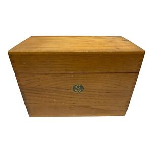 Vintage Globe Wernicke 85 C Finger Jointed Oak Wood Storage Recipe Box