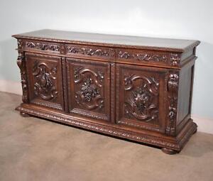 Antique French Hunting Sideboard Buffet In Solid Oak With Highly Carved Doors
