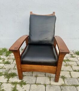 Superb Antique Gustav Stickley Bow Arm Morris Chair W7884