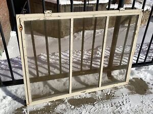 Vintage Wood Frame Screen Window Complete No Rips In Screen Repurpose Decor