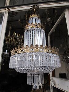 Antique French Baccarat Crystal Chandelier 6 Bulbs 1950s 20in Diameter
