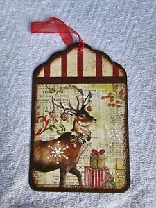 Vtg Style Retro Reindeer Gift Christmas Tree Tin Ornament