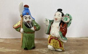 Vintage Chinese Porcelain Statue Figural Folk Art Snuff Bottles With Stoppers