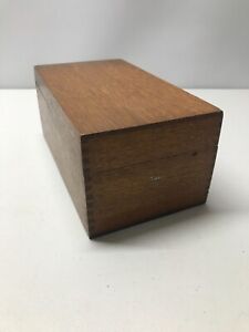 Vintage Globe Wernicke Finger Jointed Oak Wood Storage Recipe Box 3x5 Cards