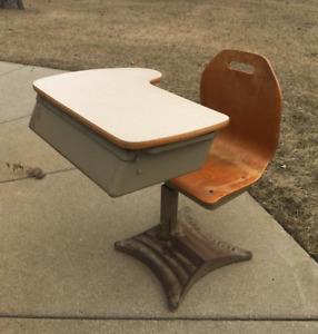  Vintage Mcm School Desk 1965 Deco Cantilever Child S Desk Chair Bent Wood