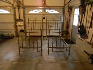 Antique Victorian Pair Of Bow Front Single Twin Brass Beds