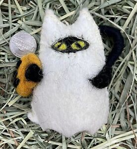Primitive Folk Art Handmade Felted Wool Halloween Boo Ghost Cat Ornament