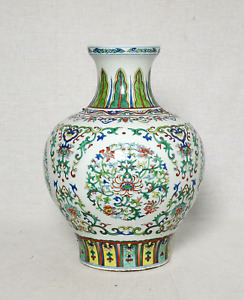 Chinese Dou Cai Porcelain Vase With Mark M3173
