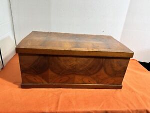 Vintage Large Wood Box Trunk Storage Chest Removable Lid Beautiful Wood Grain