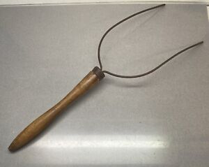 Antique Primitive Bent Wire Wood Handle Pie Lifter Early Kitchen Tool