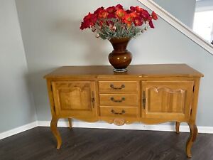 Ethan Allen Country French Buffet Credenza