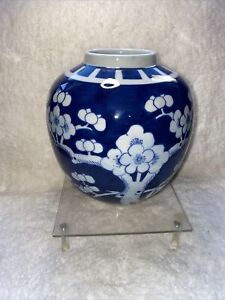 19c Chinese Porcelain Jar Pot Vase Prunus Cracked Ice