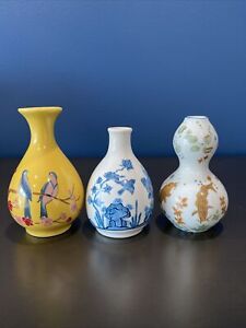 Lot Of 3 Miniature Bud Vases Ming Dynasty Edo Dynasty Imperial Collection