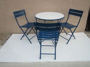 Salterini Style Round Metal Patio Table Blue Resin Fiberglass Top Set Of 4
