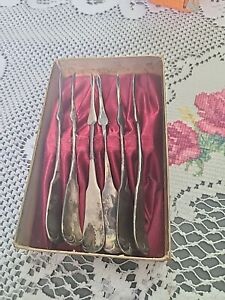 Antique Lot Of 6 Nut Picks Pairpoint Mfg Silverplated Vtg