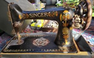 Vintage Antique Singer Lotus 1906 Model 66 Sewing Machine W Case H1162981
