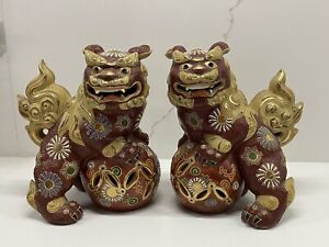 Pair Marked Kutani Japanese Meiji Period Kutani Foo Dog Shishi Temple Lions