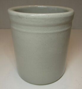  Vintage 1 Quart Stoneware Crock 5 1 4 Tall 4 1 2 Diameter