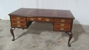 Sligh Mahogany Executive Desk Chippendale Leather Top