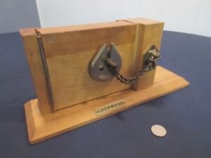 Rare Or Unique Vintage Lockwood Chain Lock Demonstrator Display Exterior Keyed