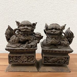 Pair Of Vintage Carved 9 Inch Foo Dogs Asian Decor