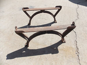 2 Legs Foot Stool Table 9 3 4 Tall 21 Wide Industrial Cast Iron Vintage Antique