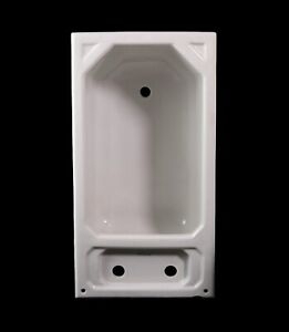 Art Deco Standard Porcelain Recessed Wall Mount Drinking Fountain