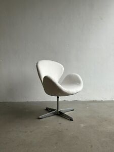 16 Pcs Vintage Swivel Armchair In Style Of Arne Jacobsen Swan Chair