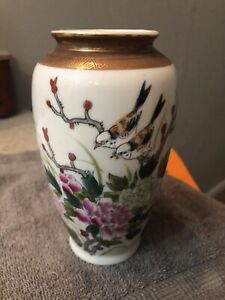 Kutani Japanese Porcelain Vase Hand Painted Birds Floral
