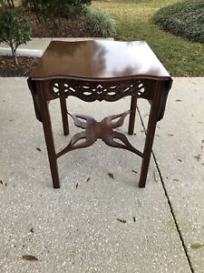 Baker Furniture Historical Charleston Collection Mahogany Drop Leaf Side Table