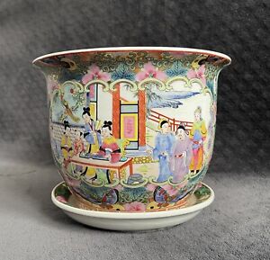 Mid Century Chinese Rose Medallion Export Porcelain Jardiniere Underplate