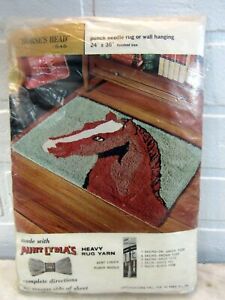 24x36 Mid Century Modern Rug Pattern Horse S Head 645 Aunt Lydia S Punch Ndl