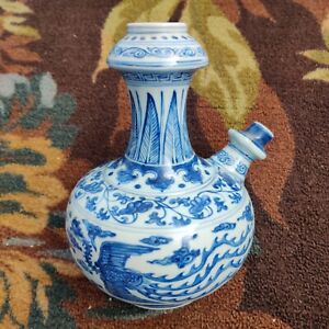 Ming Wanli Period Blue And White Phoenix Pattern Jun Holding Pot