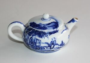 Vintage Antique Chinese White Blue Porcelain Teapot Tea Pot Scholars Landscape