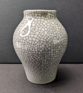 Chinese Porcelain Crackel Glazed Vase Small 5 