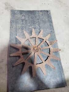 Cast Iron Rusty Gear Wheel Spiked Flower Garden Rotary Hoe Industrial 16 
