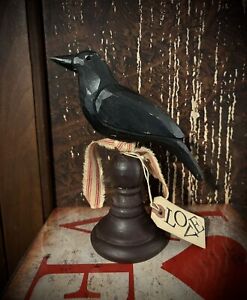 Grubby Primitive Carved Wood Crow Raven Pedestal Spindle Valentines Day Figure