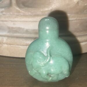 Jade Sale Chinese Antique Snuff Bottle Qing Dynasty Elephant Carved