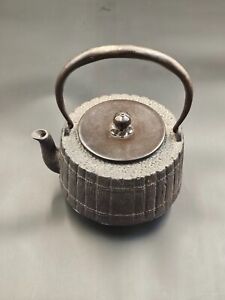 Tetsubin Cast Iron Tea Pot Copper Lid Japanese Vintage Kettle 