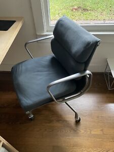 Vintage Herman Miller Eames Soft Pad Office Chair 1986