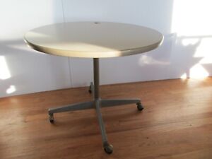 Rare Herman Miller Mobile Table 1965 1967 Designed By George Nelson
